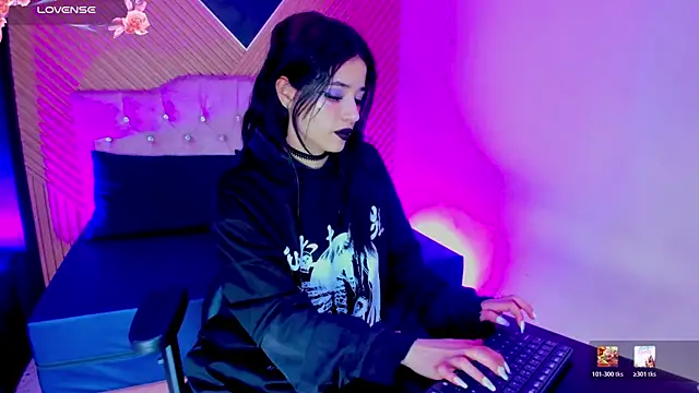 Snapshot of Nyx_Moon chatting on 07.07.26 Nyx Moon online show from 07.07.26