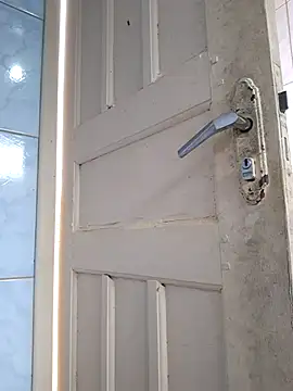 Snapshot of Negodabenga chatting on 12.15.25 Negodabenga online show from 12.15.25