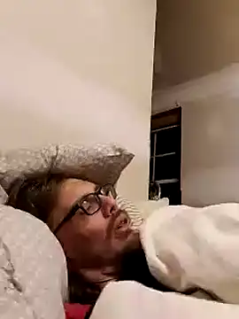 Snapshot of dandonn chatting on 01.25.25 dandonn online show from 01.25.25