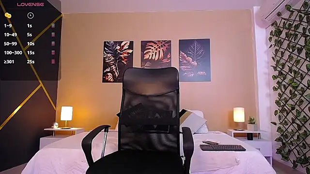 ChristopherBlack  online show from 01.10.26