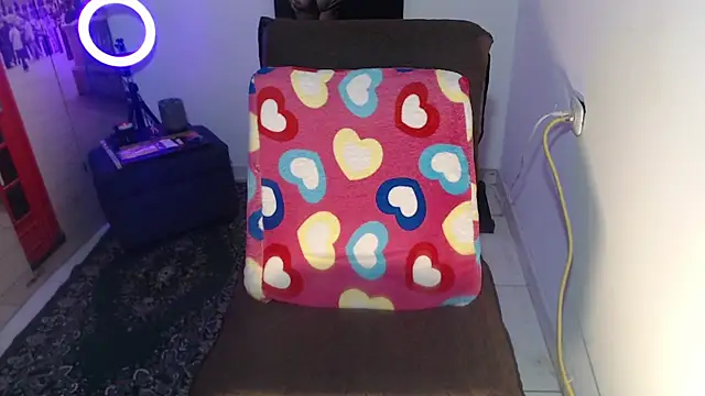 Milf Valeria online show from 09.22.25