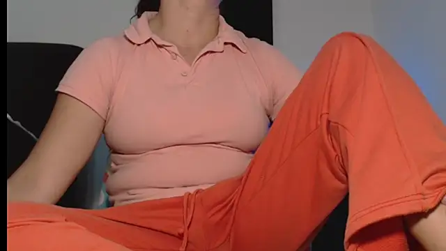 Milf Valeria online show from 02.04.26