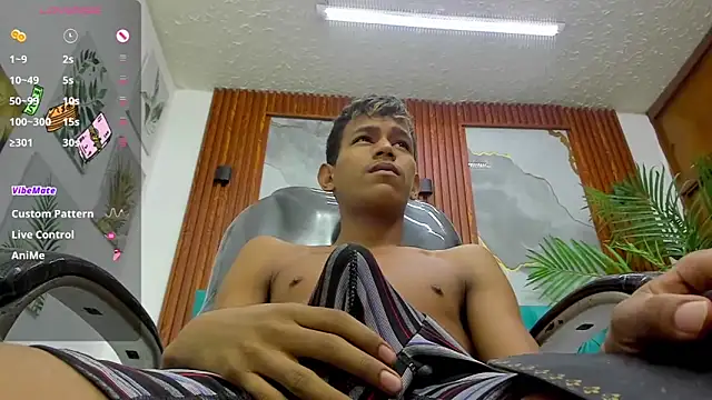 Rory castro online show from 12.21.25