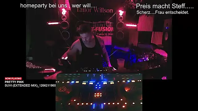 Wir2002Paar online show from 11.15.25