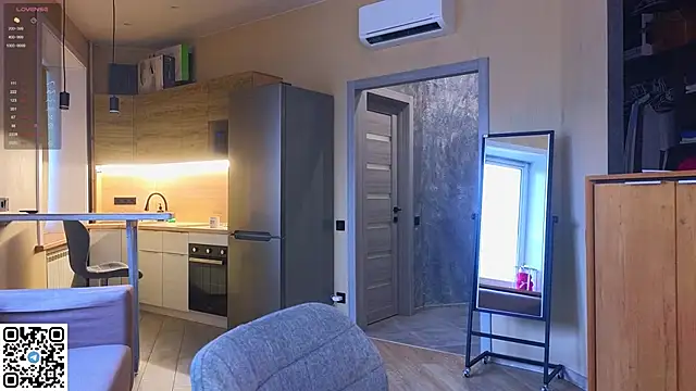 miss bubbles  online show from 04.16.26