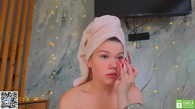 miss bubbles  online show from 07.17.26