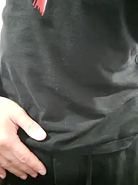 Snapshot of Bradd_32 chatting on 09.21.25 Bradd 32 online show from 09.21.25