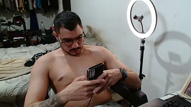 Leonino231 online show from 04.01.26