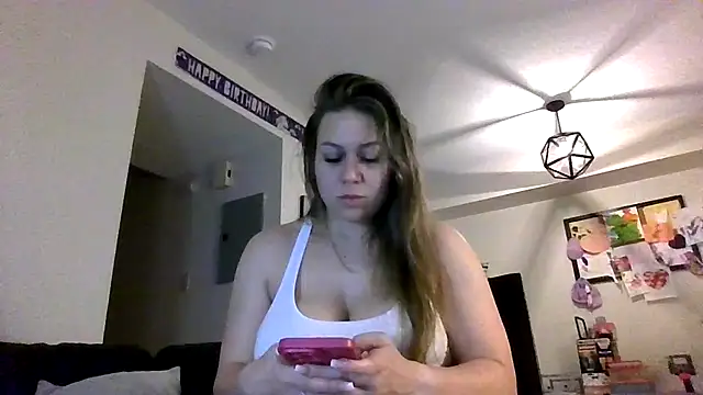 Snapshot of thedevinemama chatting on 06.24.26 thedevinemama online show from 06.24.26
