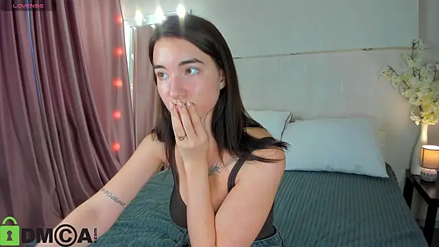 Adelina Bliss online show from 05.08.26