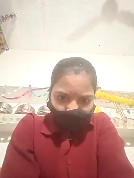 Snapshot of Daisygirl9 chatting on 10.11.25 Daisygirl9 online show from 10.11.25