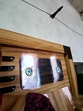 Snapshot of Daisygirl9 chatting on 12.18.25 Daisygirl9 online show from 12.18.25