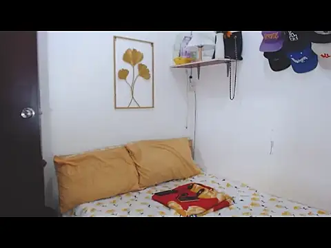 HornyCoupleCum online show from 03.24.26