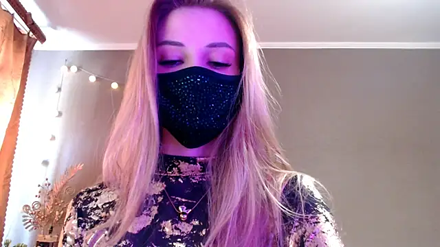 Snapshot of Iris_lave chatting on 04.26.26 Iris lave online show from 04.26.26