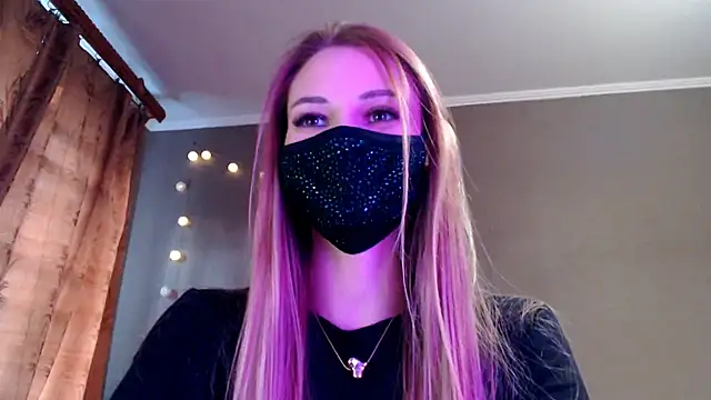 Snapshot of Iris_lave chatting on 04.27.26 Iris lave online show from 04.27.26