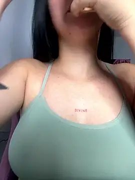 lucy grey25 online show from 01.12.26