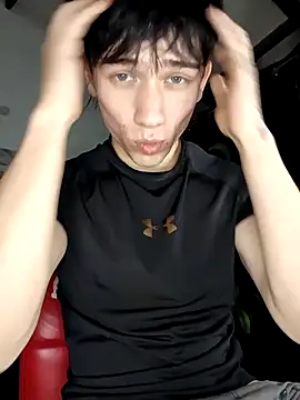 Logan sixxer online show from 04.19.26