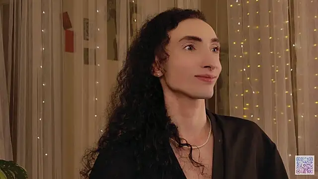 Queen of tease online show from 11.21.25