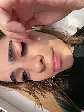 Babylovetiernax online show from 03.07.26