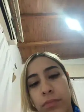 Snapshot of Babylovetiernax chatting on 06.17.26 Babylovetiernax online show from 06.17.26