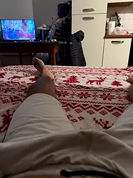 Snapshot of umeghj chatting on 10.09.25 umeghj online show from 10.09.25