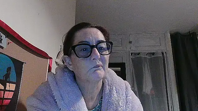 Mistress-Ivy51 online show from 11.26.25