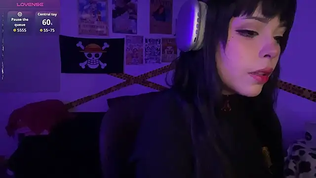 PixelKitty  online show from 11.22.25