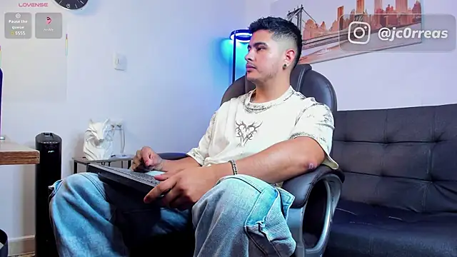  Juanes online show from 12.19.25