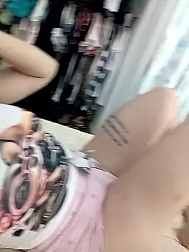 Arianna Moss online show from 11.25.25