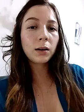 Arianna Moss online show from 12.18.25