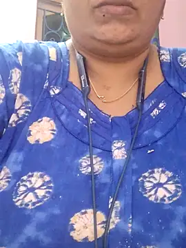 lathikaqueentamil online show from 11.01.25