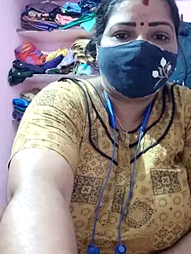 lathikaqueentamil online show from 11.13.25