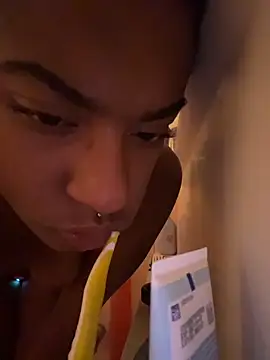 Tu GataLinda online show from 11.04.25