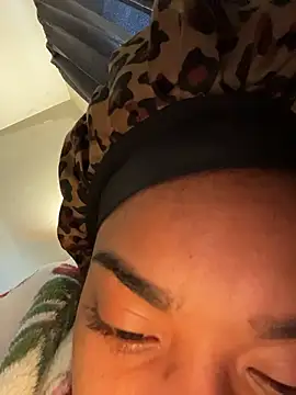 Tu GataLinda online show from 01.13.26