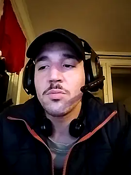 Snapshot of JuicyBigcock@xh chatting on 03.03.26 JuicyBigcockxh online show from 03.03.26