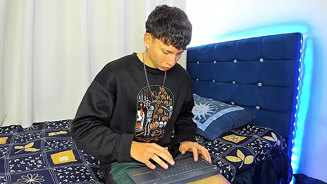 Tatiiana n Damiian online show from 09.21.25