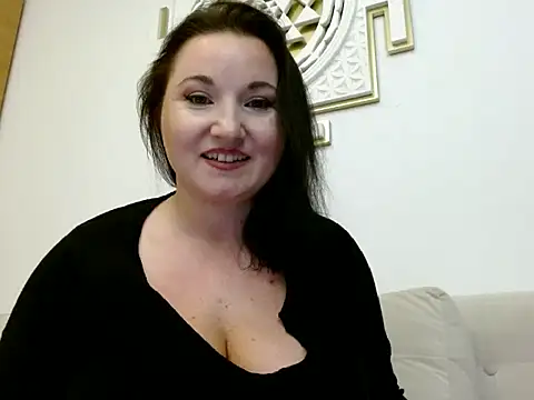 Snapshot of EliseBliss69 chatting on 10.13.25 EliseBliss69 online show from 10.13.25