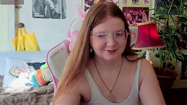 Sienna-Cow online show from 09.28.25