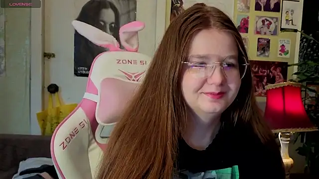 Sienna-Cow online show from 10.16.25