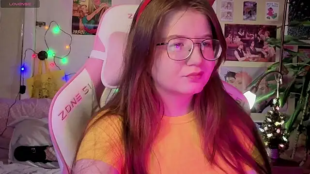 Sienna-Cow online show from 12.22.25