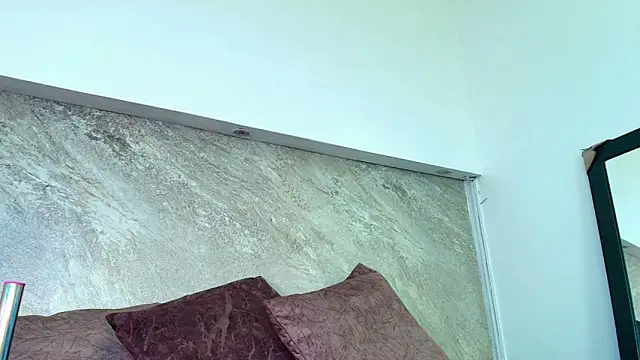 Dixie grey1 online show from 04.21.26