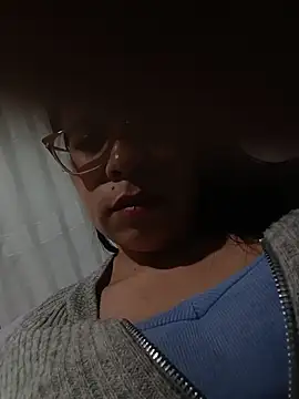 JenniferLegs online show from 10.29.25