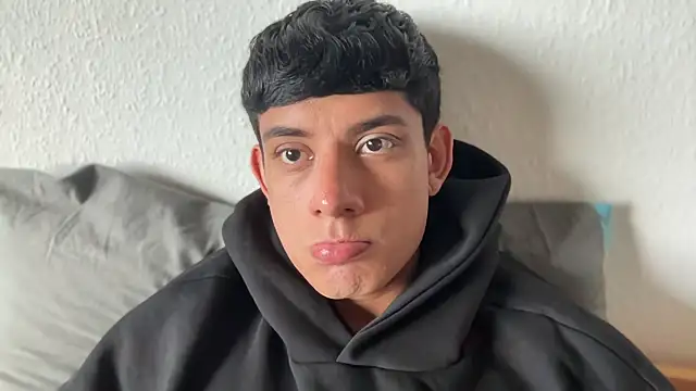 Snapshot of jim_dj chatting on 09.13.25 jim dj online show from 09.13.25