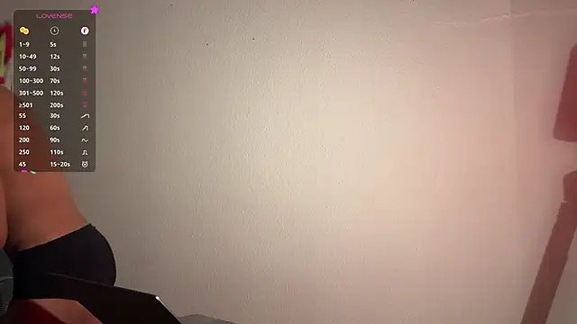 Snapshot of jim_dj chatting on 10.10.25 jim dj online show from 10.10.25