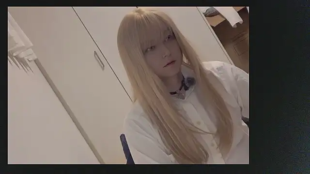 Mia032 online show from 11.15.25