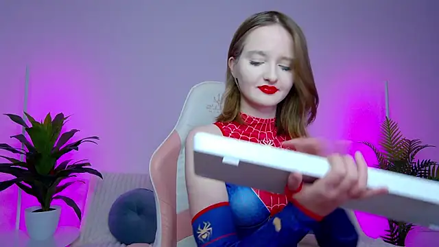 Snapshot of AlexsisFaee chatting on 10.09.25 AlexsisFaee online show from 10.09.25