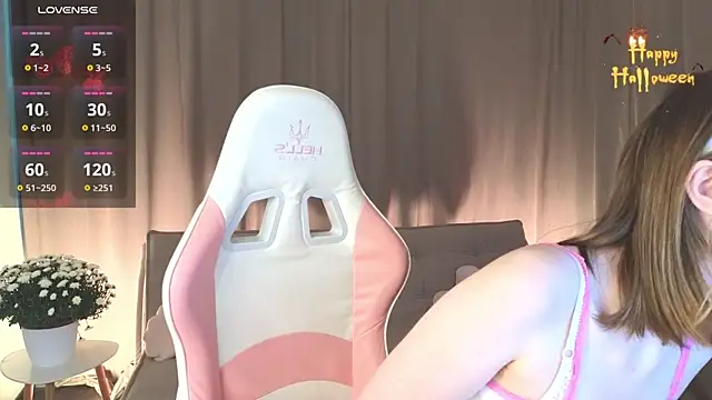 Snapshot of AlexsisFaee chatting on 11.01.25 AlexsisFaee online show from 11.01.25