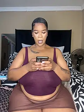 THICKBUNNYCHICKxxx online show from 10.04.25