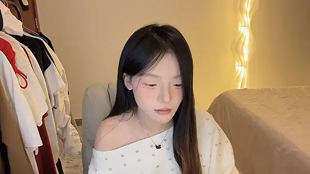 Robin-o3 online show from 11.22.25