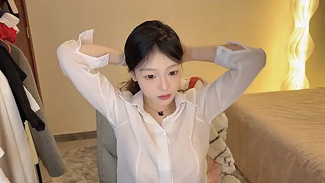 Robin-o3 online show from 12.03.25